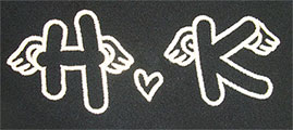 H・K 羽文字